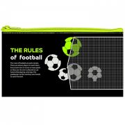 74489 Пенал плоский Футбол. Размер: 20,5*10,8 см. Изготовлен из полиэстера, 210 ден. Имеется одно основное отделение на молнии. Предназначен хранения, канцелярских принадлежностей и прочих мелочей,  может использоваться в качестве необольшой космети