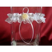 Подвязка «С розочкой» белая М00237